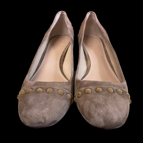 Tory Burch Colt 45MM Pump - Picture 4 of 8